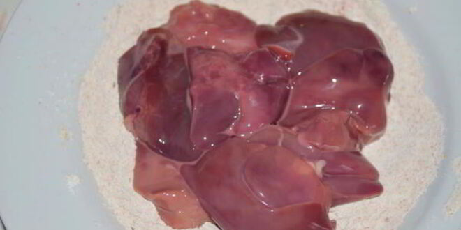 Рецепт куриной печени в кабачково-яблочном соусе