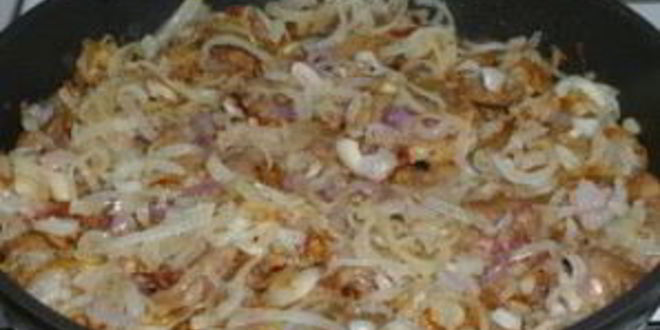 Рецепт куриной печени в сметане