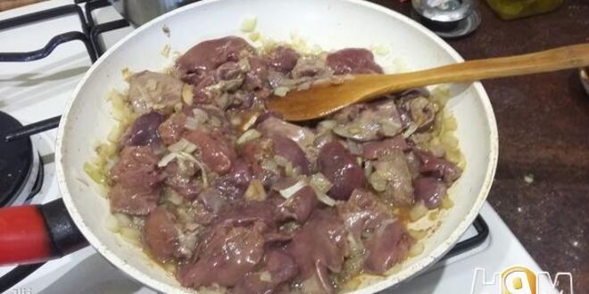 Рецепт куриной печени в соусе терияки с имбирным пюре