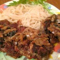 Рецепт Отбивных из печени со сливочно-грибным соусом