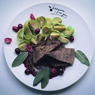 Рецепт Печени с клюквенным соусом и брюссельской капустой