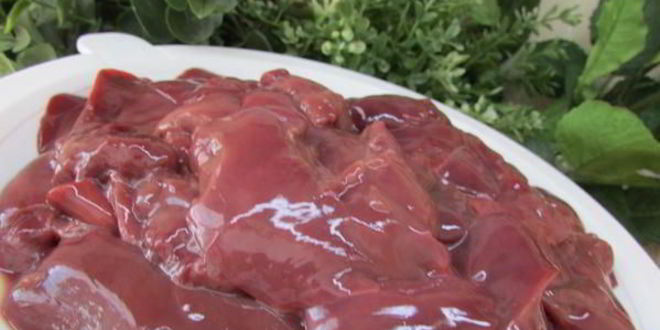 Рецепт печеночных шариков с жареным луком в фисташках