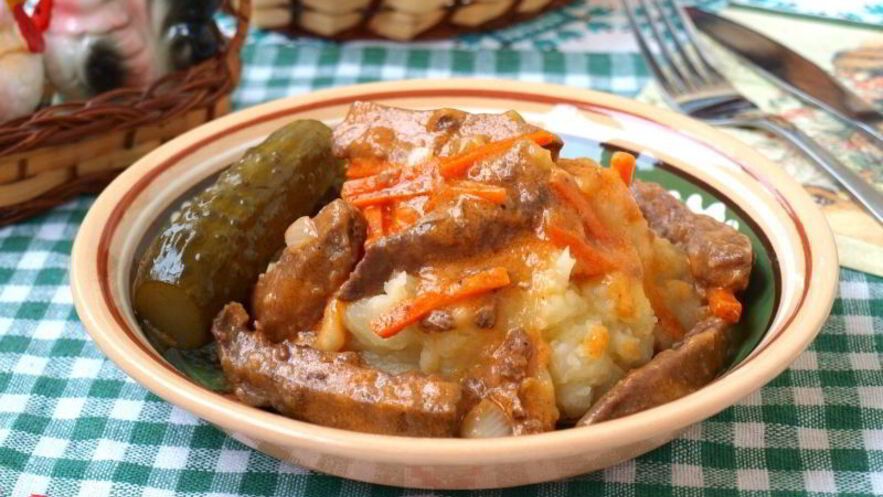 Рецепт свиной печени в сметанно-томатном соусе