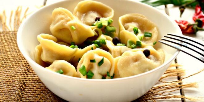 Рецепт мясных пельменей к праздничному столу