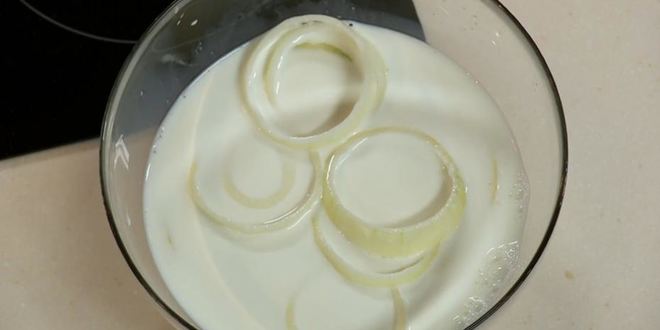 Рецепт пельменей медвежьи уши со смешанным фаршем и розовой сметаной