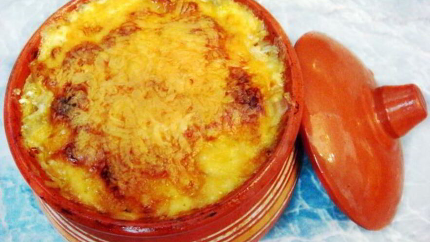Рецепт пельменей с сыром в горшочке в духовке