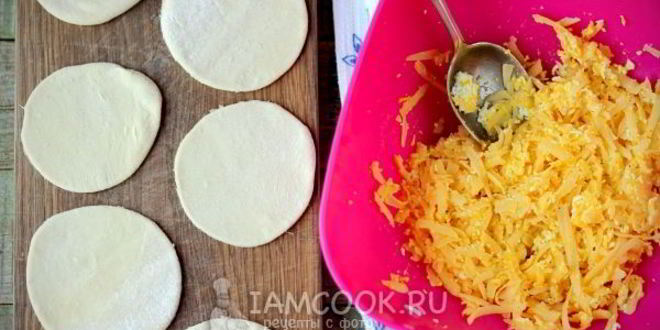 Рецепт пельменей с сыром