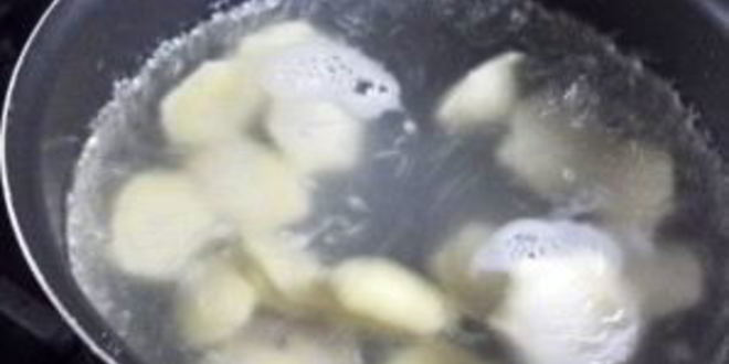 Рецепт пельменей с вешенками в горшочках в микроволновке