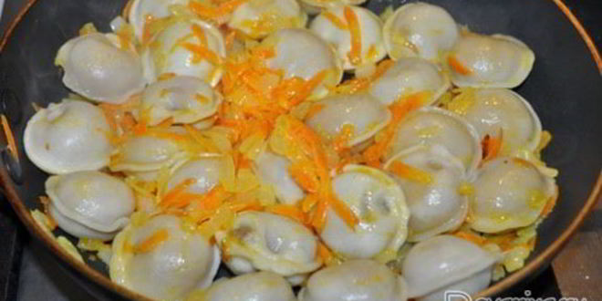 Рецепт пельменей в горшочках