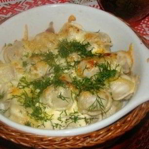 Рецепт Пельменей запеченных со сметаной в мультиварке