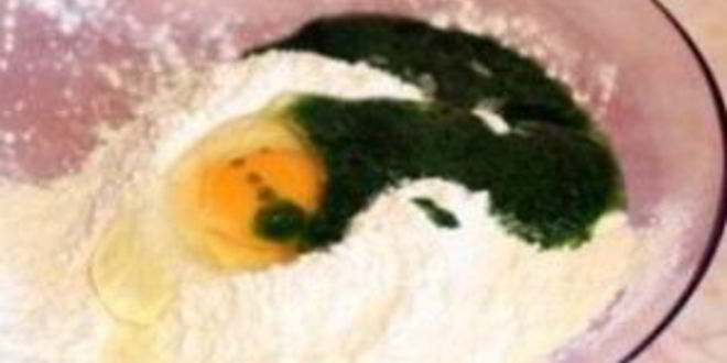 Рецепт разноцветных пельменей с рыбой