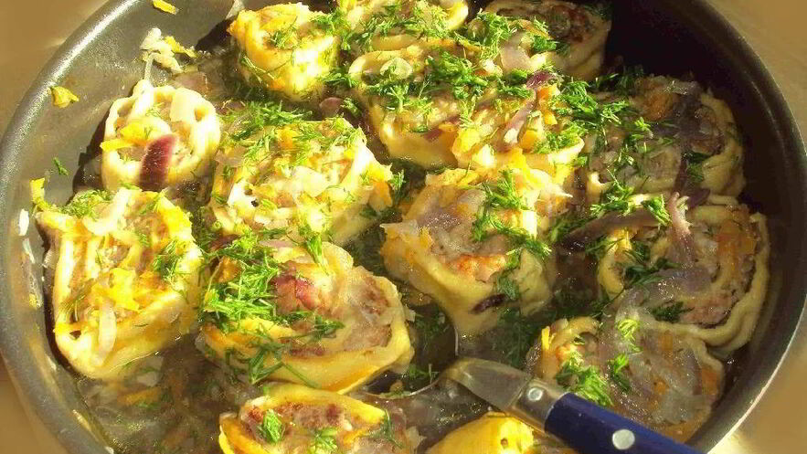 Рецепт рулетов из теста с фаршем — очня ленивые пельмени