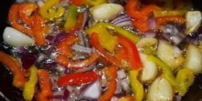 Рецепт паэльи с цыпленком и чорризо