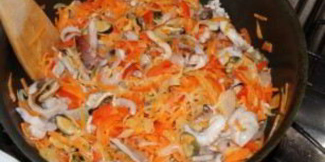 Рецепт плова из морского коктейля