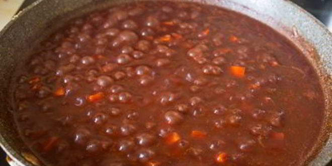 Рецепт густого рагу из свинины на красном вине