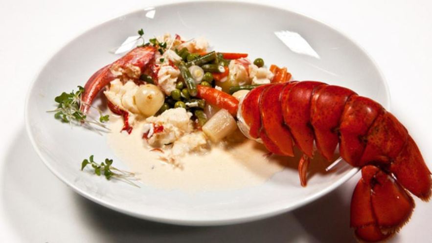 Рецепт омара в овощном рагу