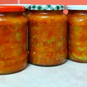 Рецепт Овощного рагу из помидор, сладкого перца и лука на зиму