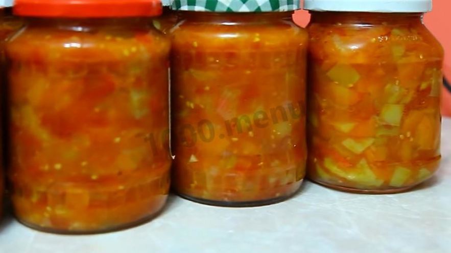 Рецепт овощного рагу из помидор, сладкого перца и лука на зиму