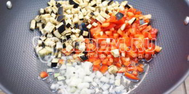 Рецепт овощного рагу с баклажанами