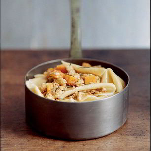 Рецепт Паппарделле с рагу из розмарина, тыквы и курицы