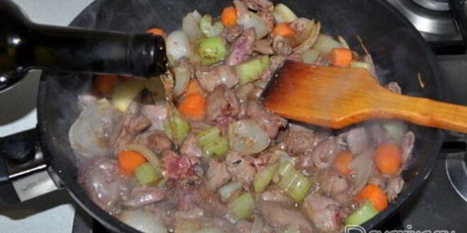 Рецепт рагу из куриных сердечек и печени