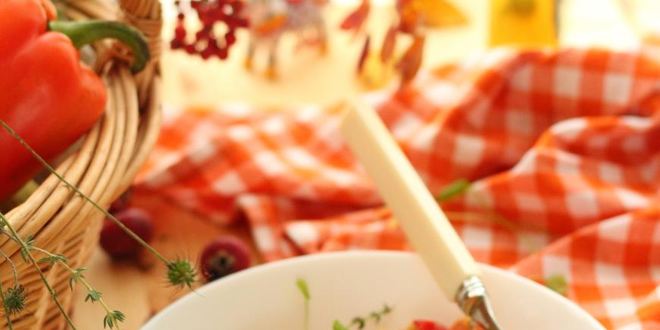 Рецепт рагу из курицы с овощами и сырными булочками