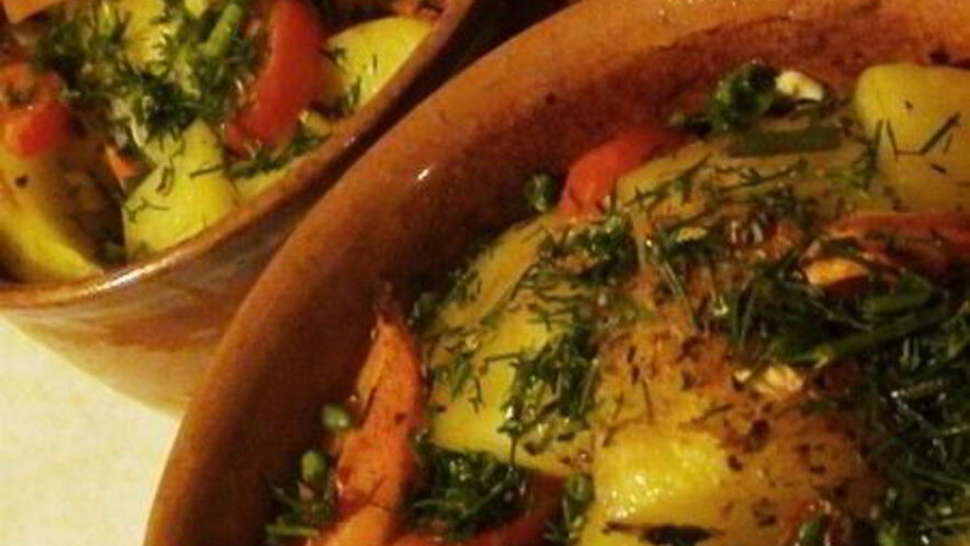 Рецепт рагу с курицей и овощами в горшочке