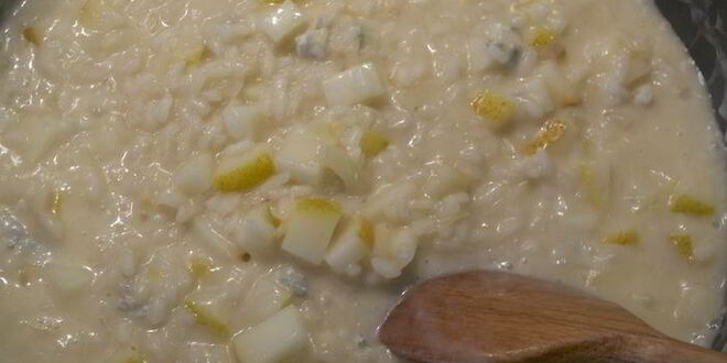 Рецепт ризотто с грушей и горгонзолой