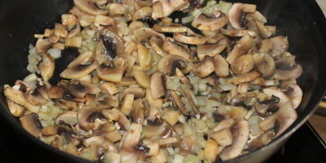 Рецепт ризотто с кальмарами и шампиньонами