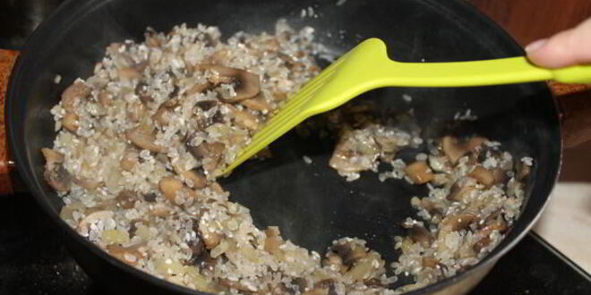 Рецепт ризотто с кальмарами и шампиньонами