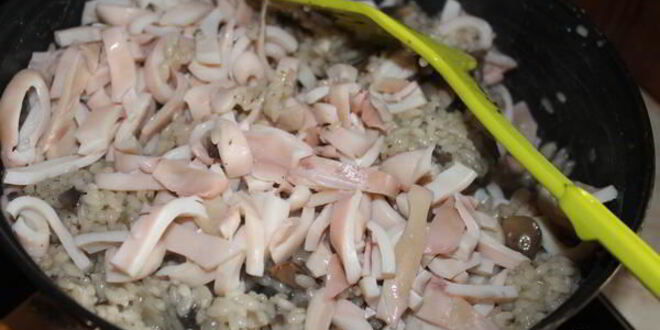 Рецепт ризотто с кальмарами и шампиньонами