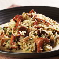 Рецепт Ризотто с лисичками, луком-шалотом и пармезаном