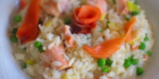 Рецепт ризотто с лососем и зеленым горошком