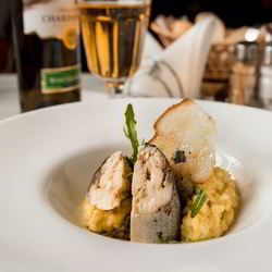 Рецепт Рулетиков из дорады с шафрановым ризотто