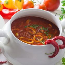 Рецепт Кальмаров в томатном соусе