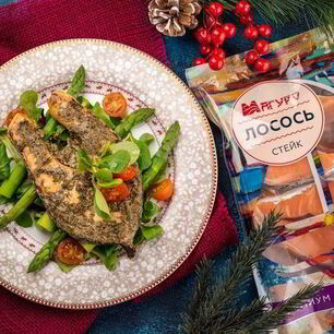 Рецепт Лосося под нежным соусом с овощами