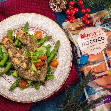 Рецепт Лосося под нежным соусом с овощами