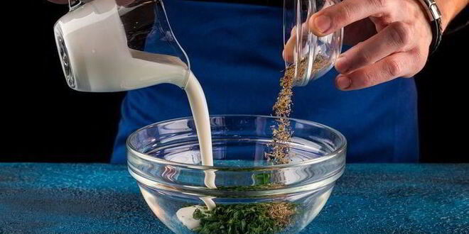 Рецепт лосося под нежным соусом с овощами