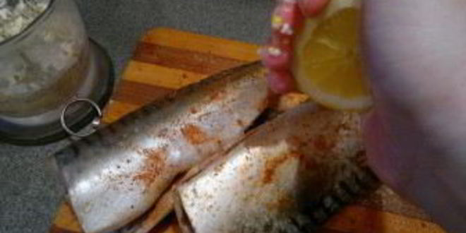 Рецепт рыбы, запеченной в мультиварке