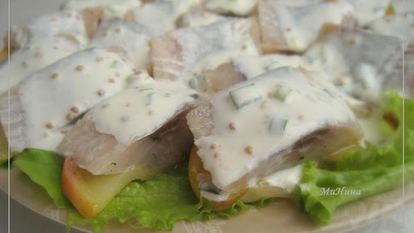 Рецепт Селедки на яблоках межсезонная