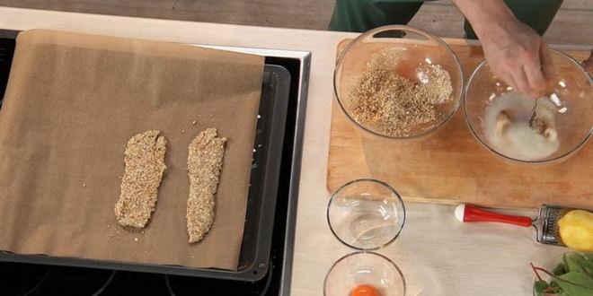 Рецепт судака в панировке с легким салатом