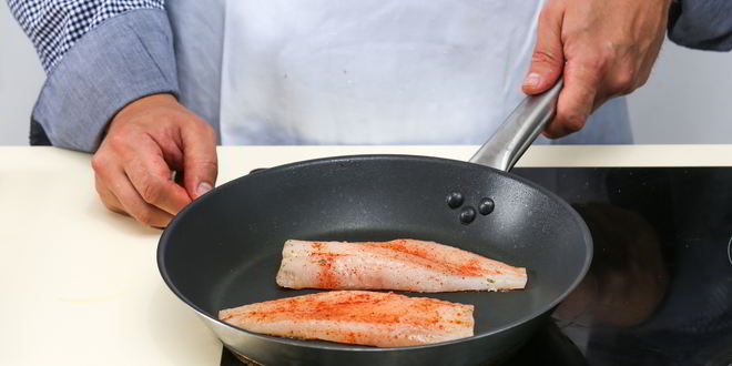 Рецепт жареного морского окуня с апельсиновым соусом