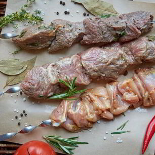 Рецепт Говяжьего шашлыка в чайном маринаде