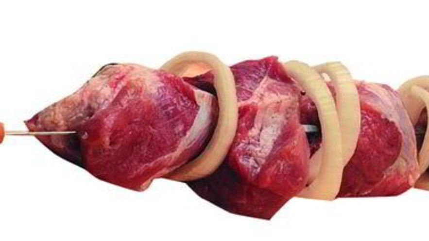 Рецепт шашлыка из свиной корейки на косточке в кефирном маринаде