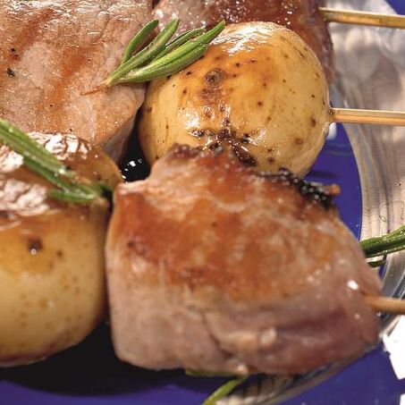 Рецепт Шашлыков из свинины и картофеля