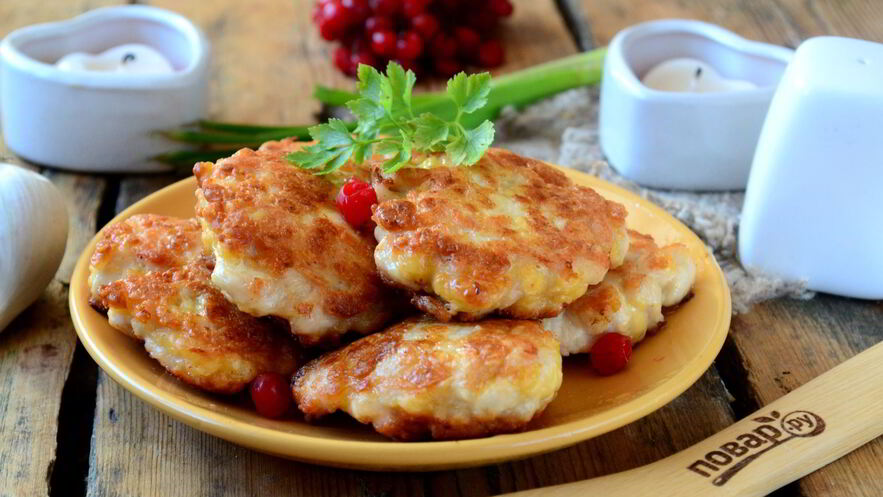 Рецепт рубленых шницелей из курицы с сыром