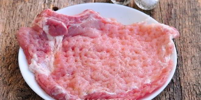 Рецепт шницеля из свиной корейки на кости