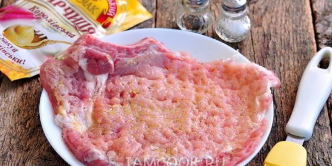 Рецепт шницеля из свиной корейки на кости