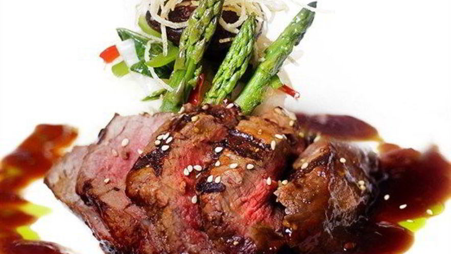 Рецепт говяжьих стейков на гриле с соусом барбекю из кофе