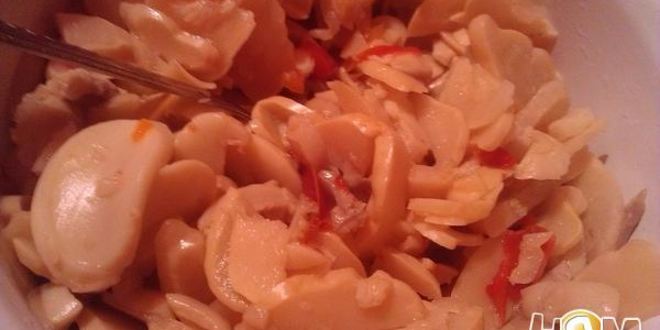 Рецепт конкильонь под сыром и стейк